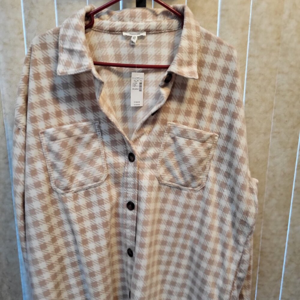 Maurices Wilder Plaid Fleece Shacket XXL Ecru and Cream - NWT